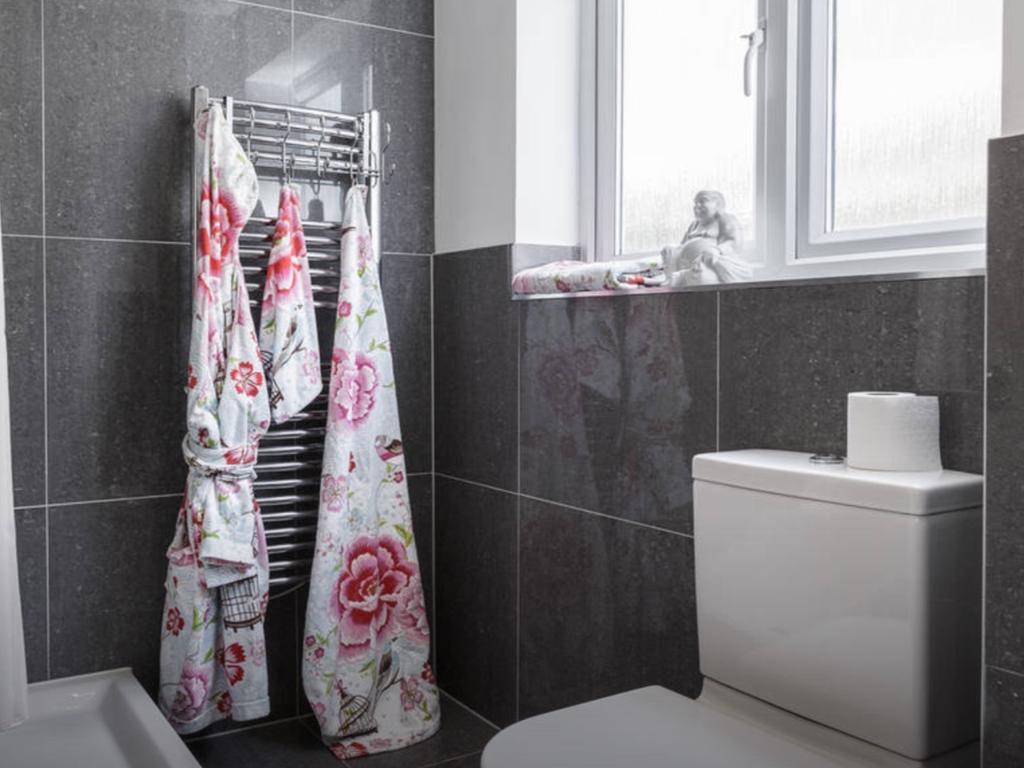 Harford En-suite