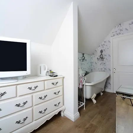 Harford En-Suite Rooms Lymington Exterior photo